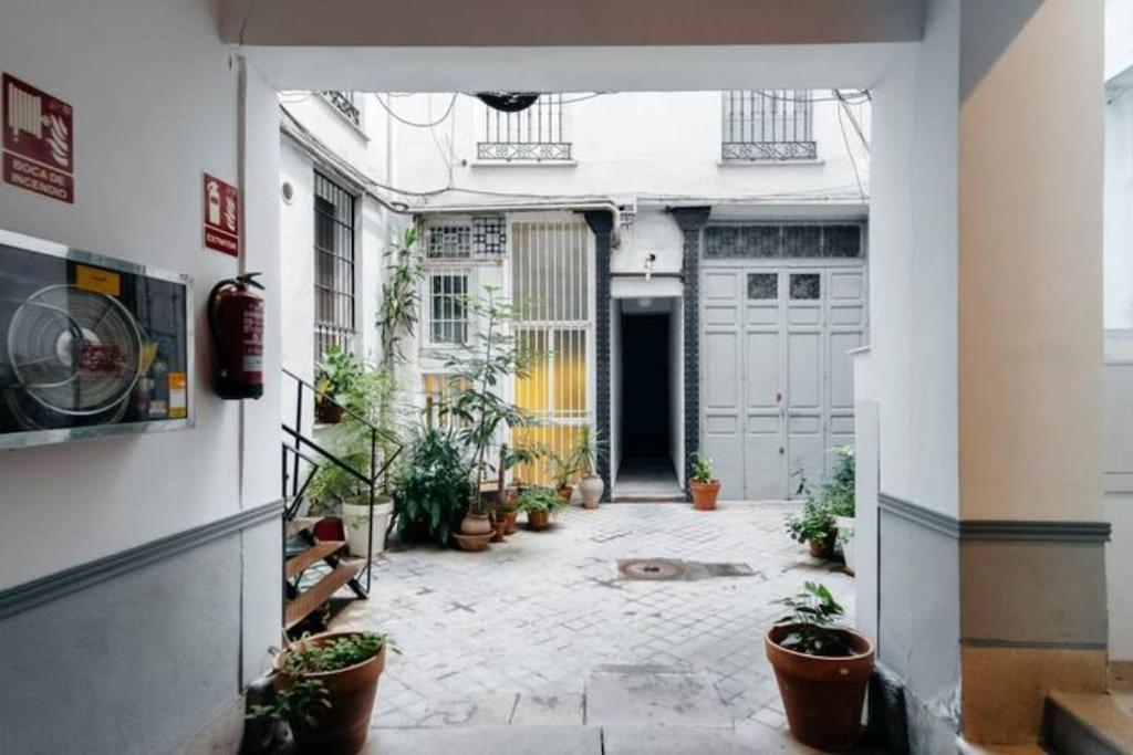 Cozy Apartment In Chueca. Barb1 Madrid Buitenkant foto